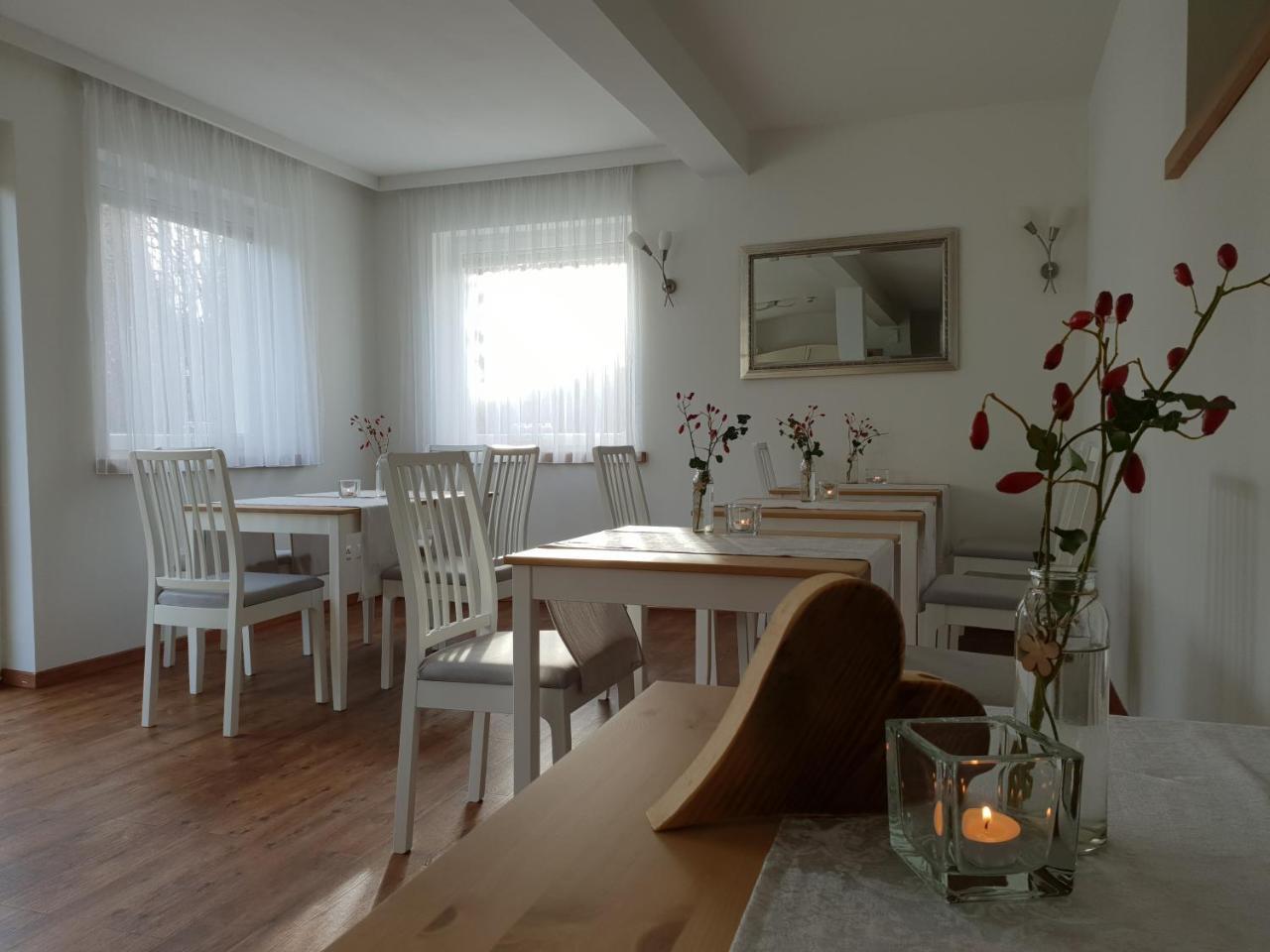 Bed And Breakfast Mittelkaernten Althofen  Exterior photo